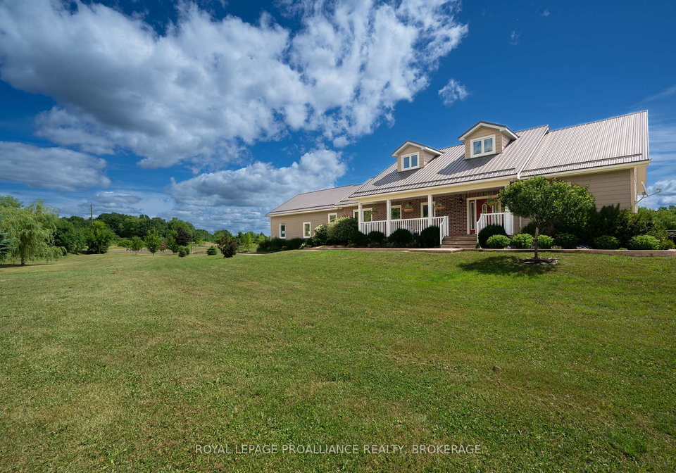 303-escott-rockport-road-leeds-and-the-thousand-islands-ontario-x12934166