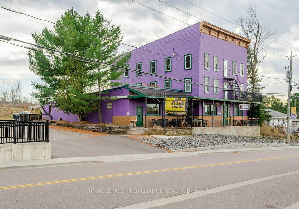 32990-highway-62-hastings-highlands-ontario-x12934292