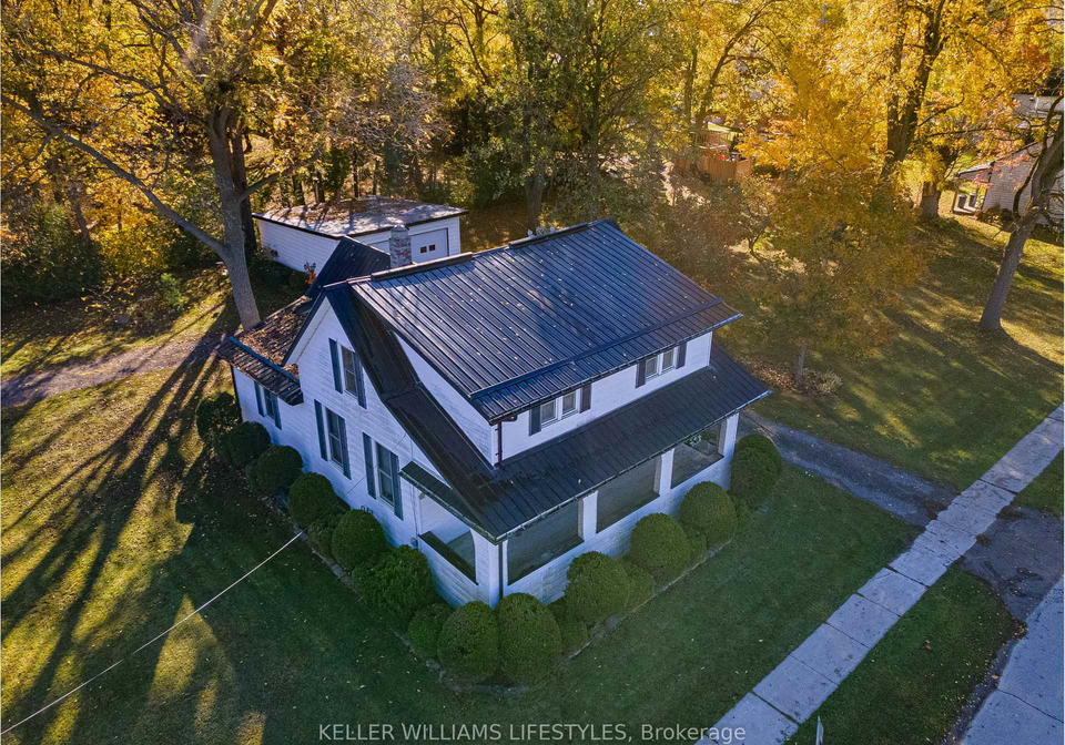 136-queen-street-north-middlesex-ontario-x12934386