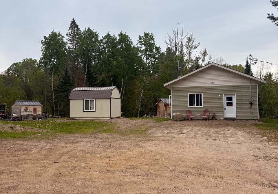 682-donald-street-papineau-cameron-ontario-x12934730