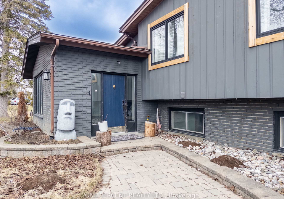 100-montrose-road-quinte-west-ontario-x12934872