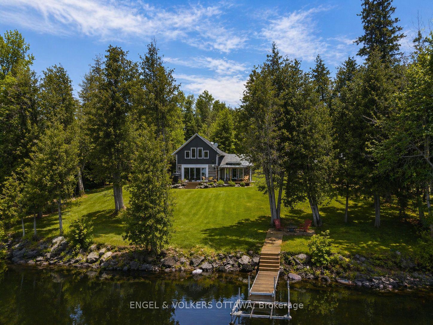 106-whites-beach-trail-whitewater-region-ontario-x12934898