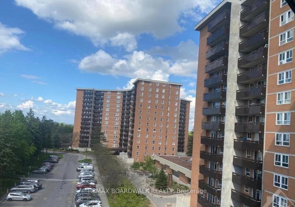 2000-jasmine-crescent-ottawa-ontario-x12934998