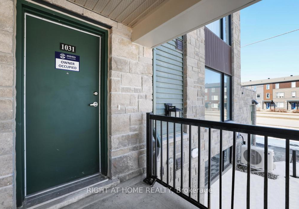creekway-private-kanata-ontario-x12935068