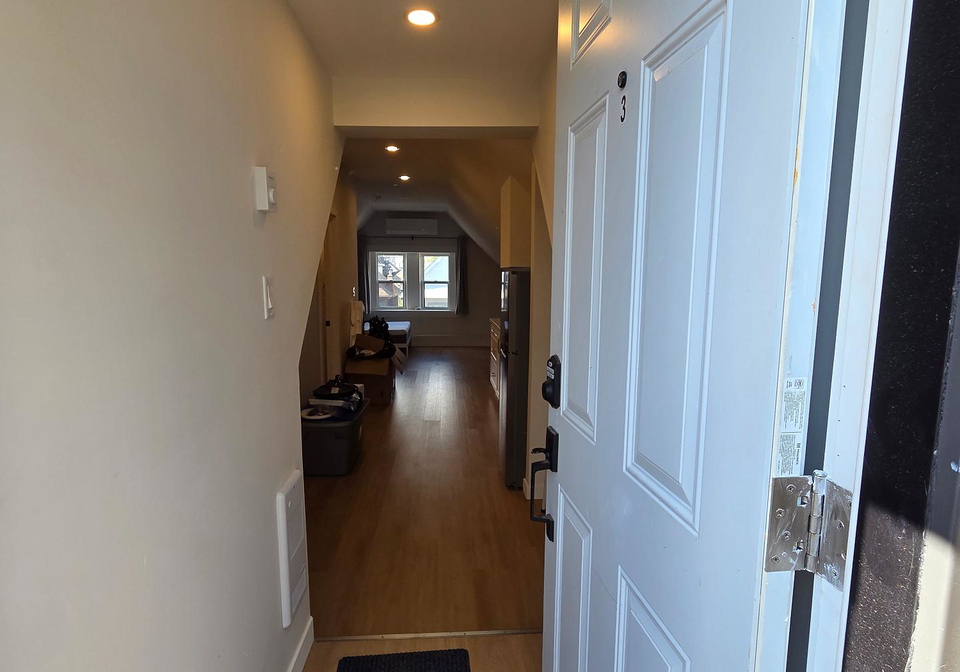 30-stirton-street-hamilton-ontario-x12935076