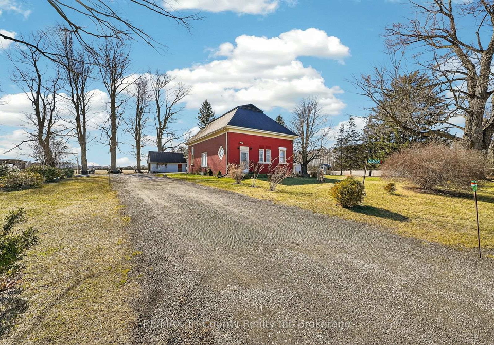 2345-east-quarter-line-norfolk-ontario-x12935196