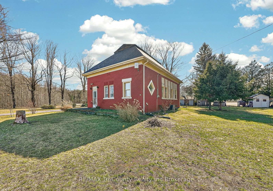 2345-east-quarter-line-norfolk-ontario-x12935196