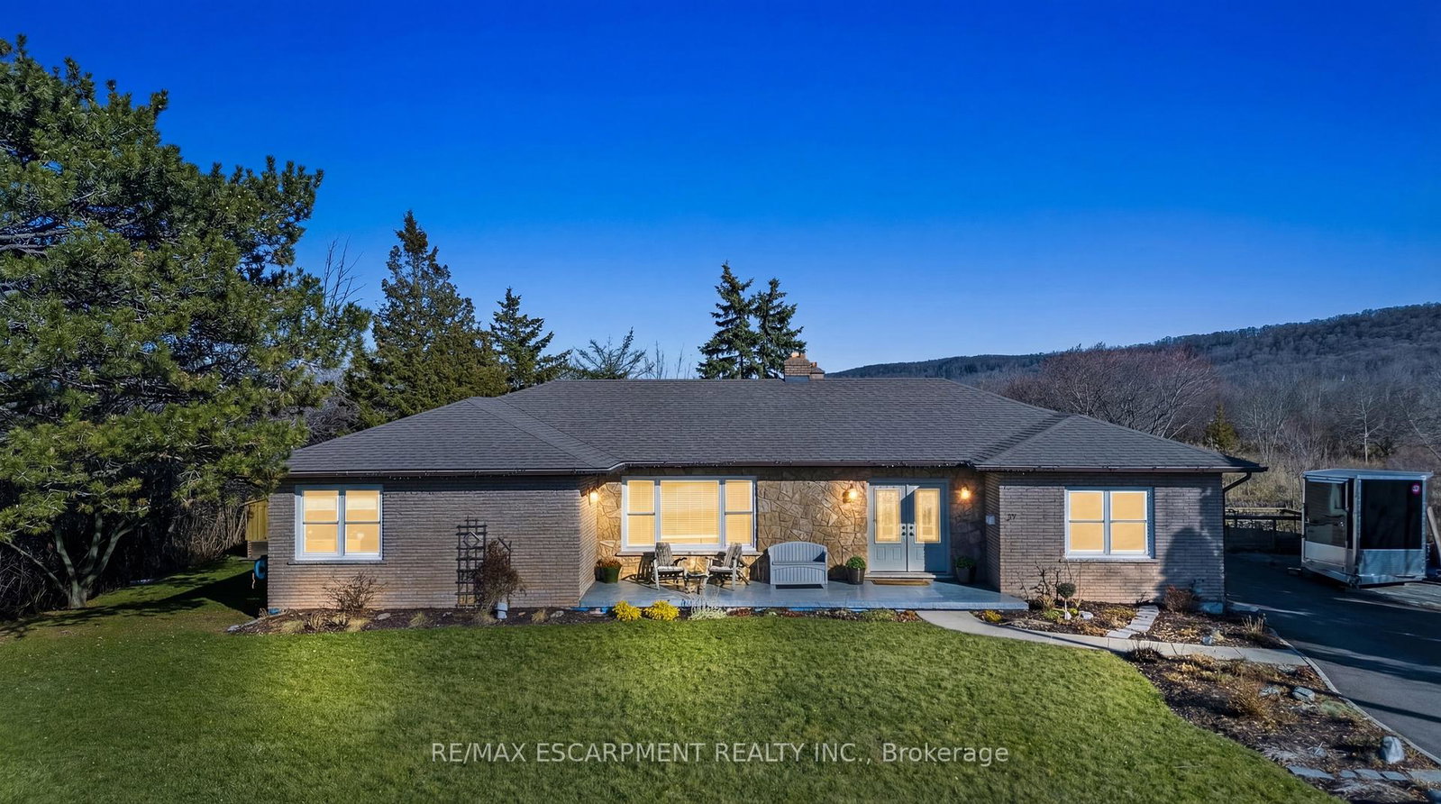 27-cline-mountain-road-s-grimsby-ontario-x12935422