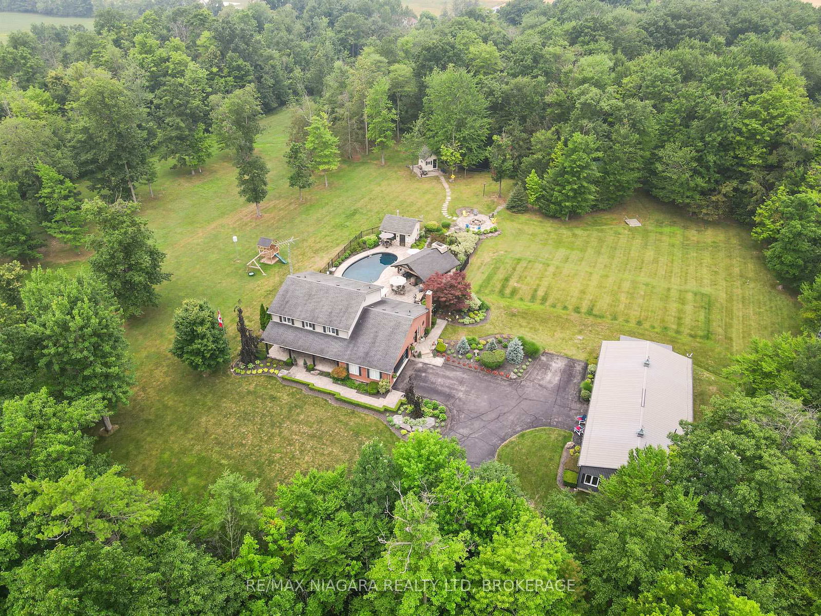 2738-moyer-street-pelham-ontario-x12935432