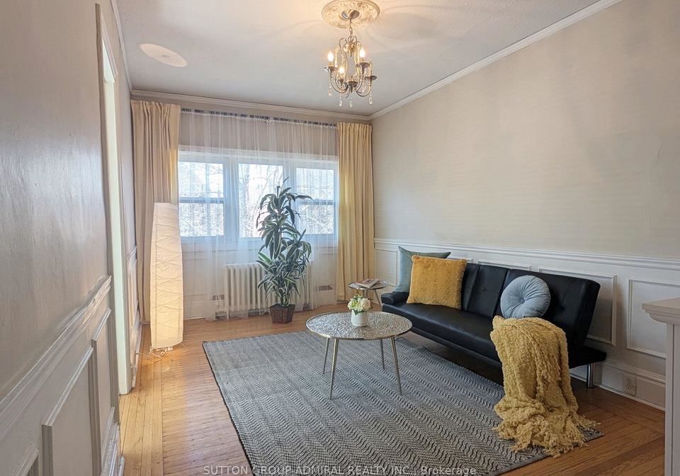 164-wentworth-street-s-hamilton-ontario-x12935618