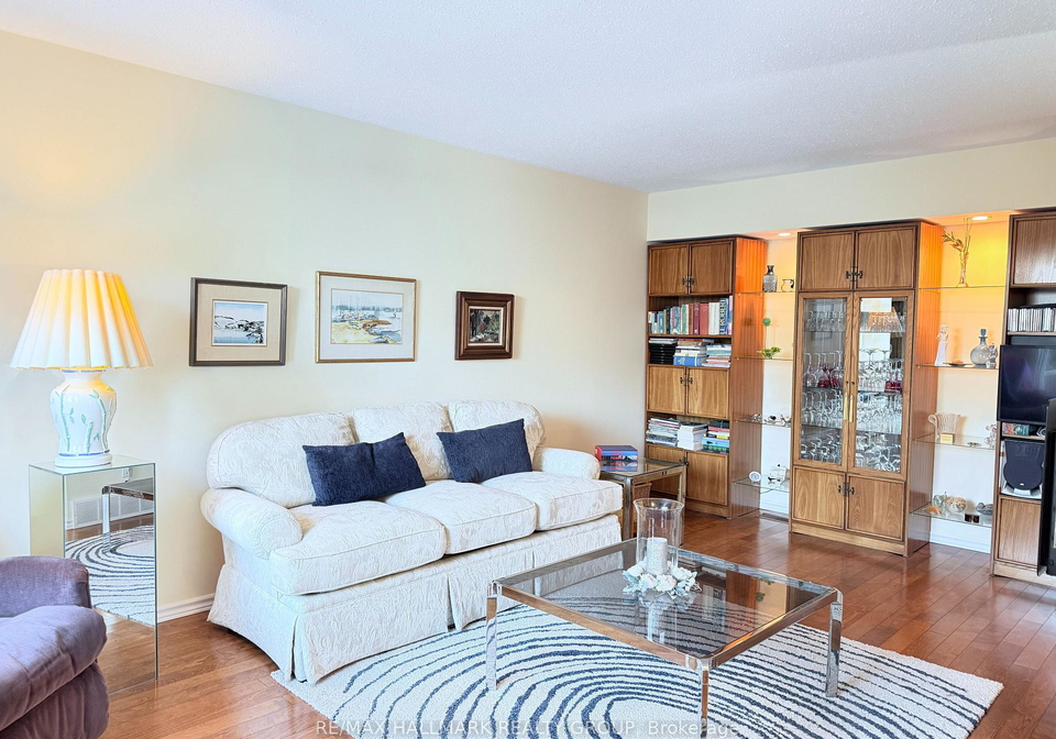 837-eastvale-drive-ottawa-ontario-x12935698