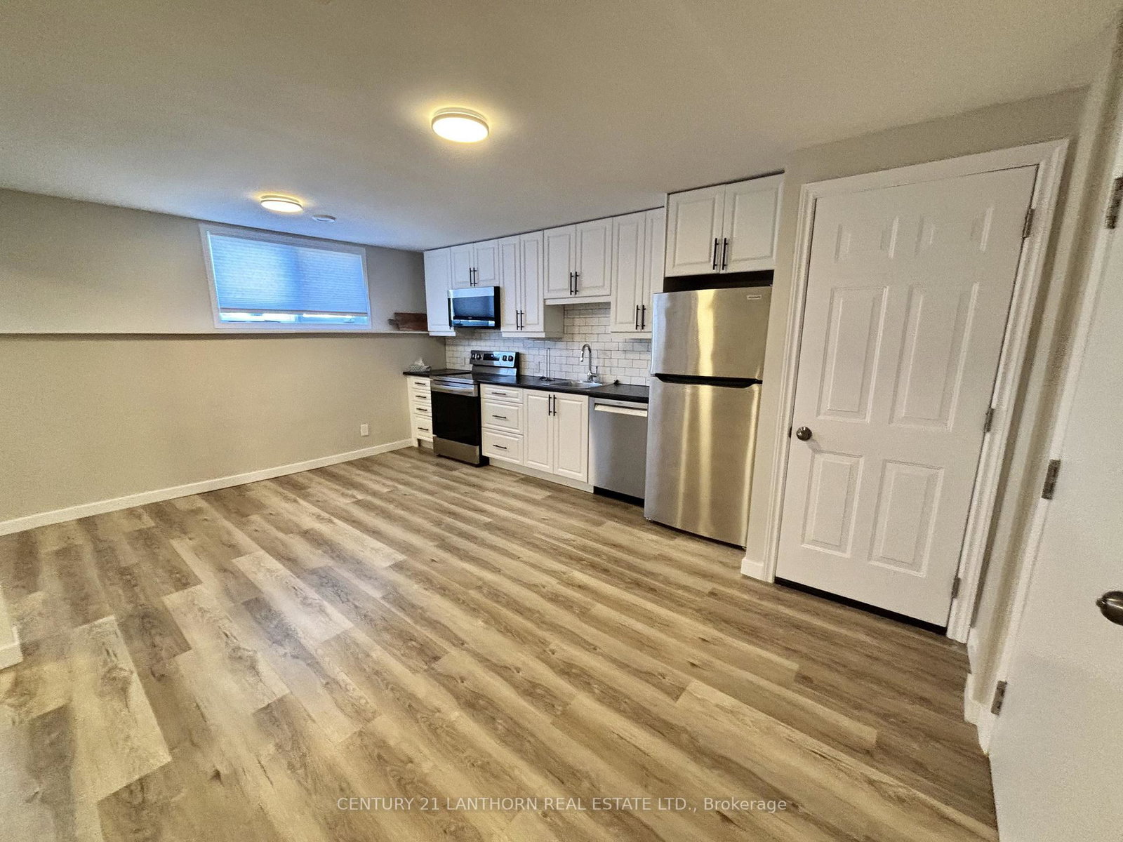 3-1st-avenue-prince-edward-county-ontario-x12935760