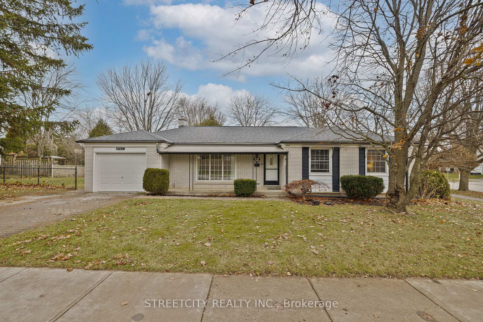696-village-green-avenue-london-south-ontario-x12935976