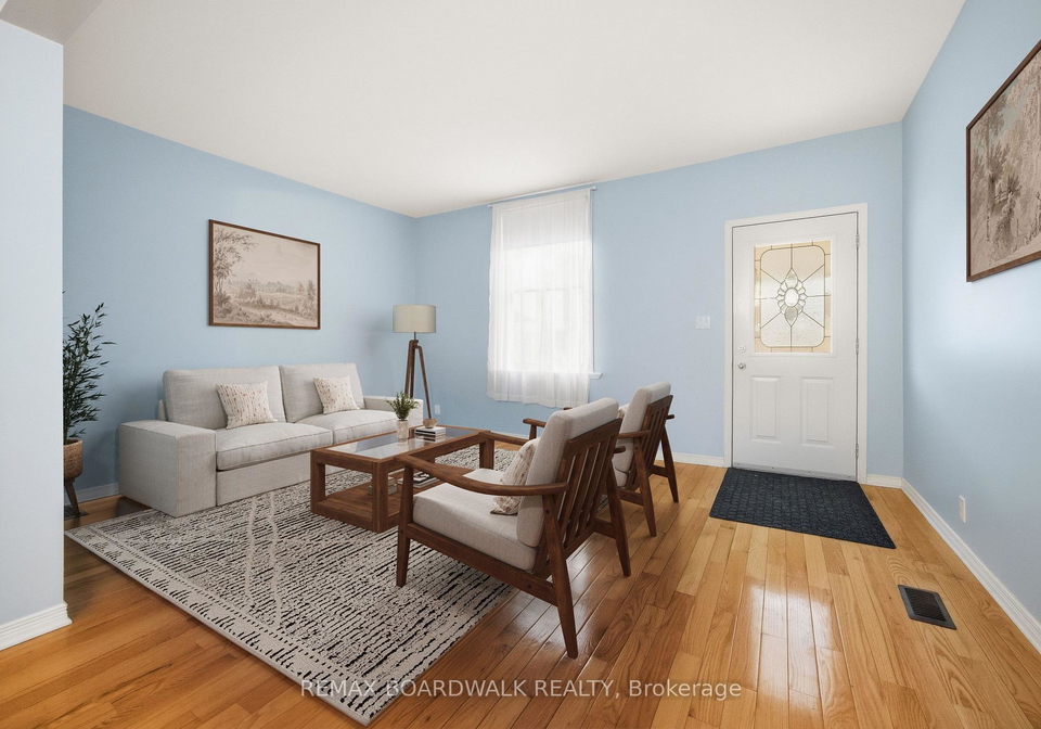 33-35-victoria-street-carleton-place-ontario-x12935986