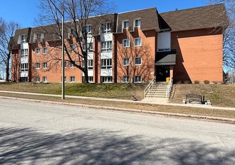 810-kyle-court-brockville-ontario-x12936032