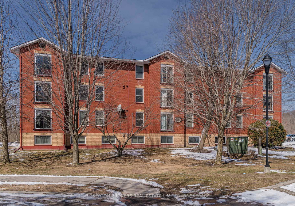 540-talbot-place-gananoque-ontario-x12936134