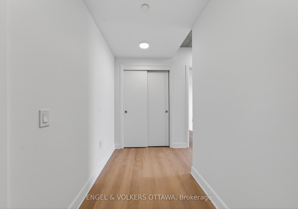 1360-carling-avenue-ottawa-ontario-x12936366