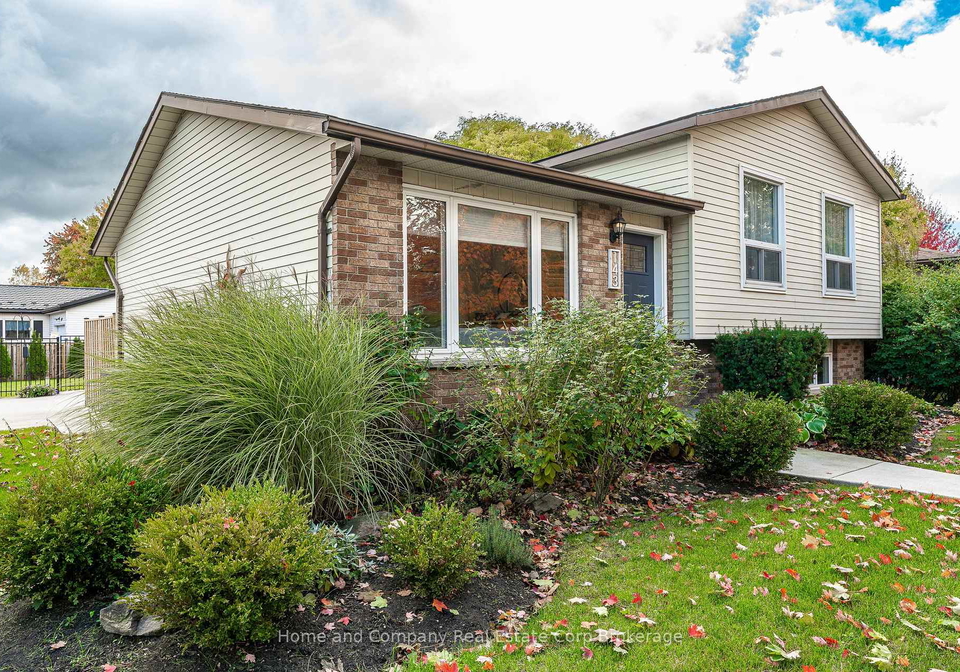 143-greenwood-drive-stratford-ontario-x12936440