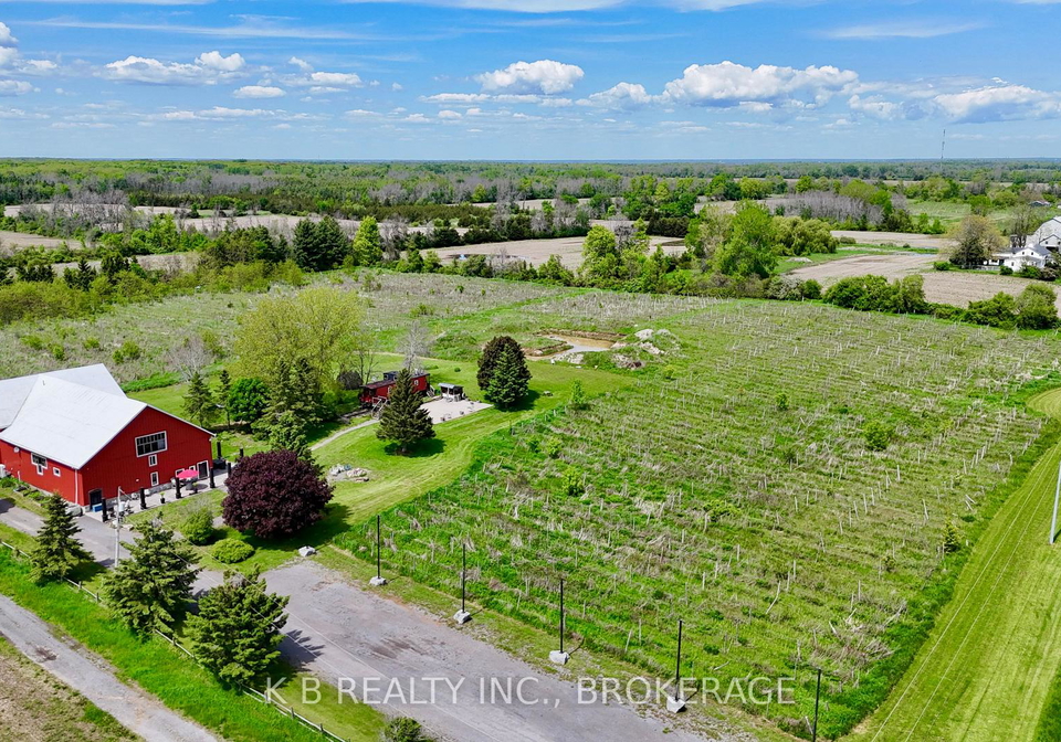 9261-loyalist-parkway-greater-napanee-ontario-x12936654