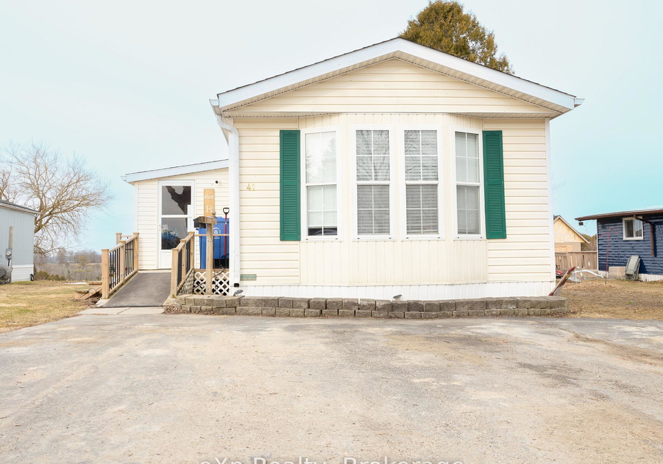 302694-douglas-street-west-grey-ontario-x12936724