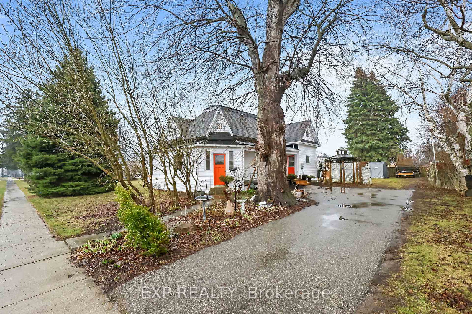 137-oak-street-e-chatham-kent-ontario-x12936744