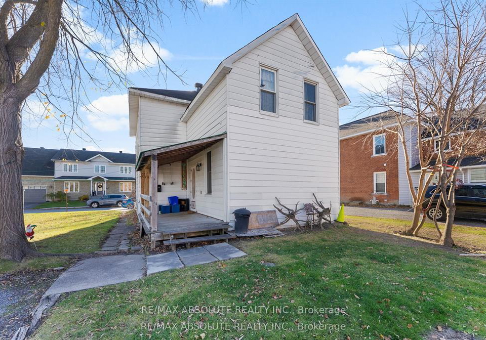 27-macdonald-street-s-arnprior-ontario-x12936804