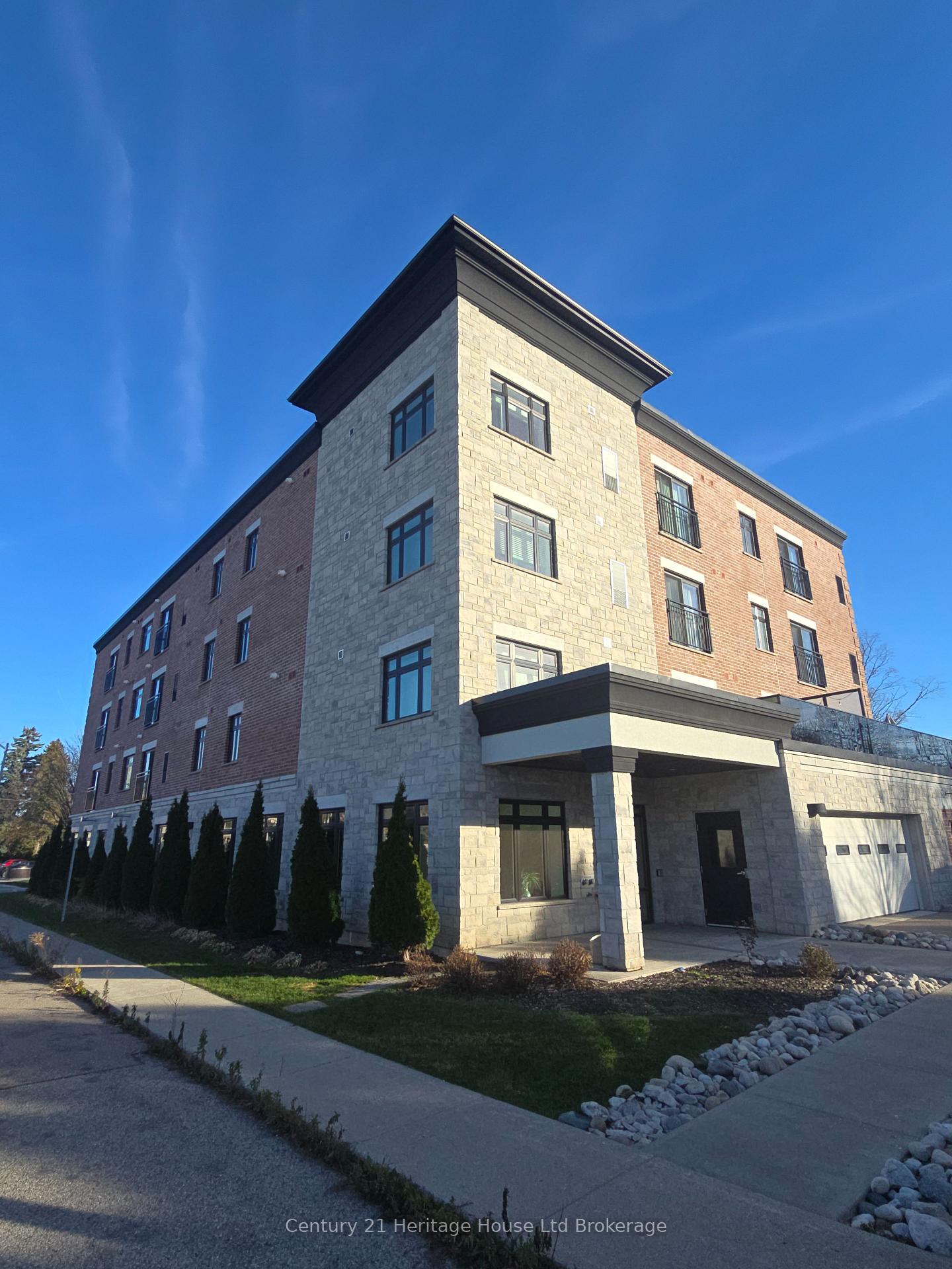 71-metcalf-street-woodstock-ontario-x12936928