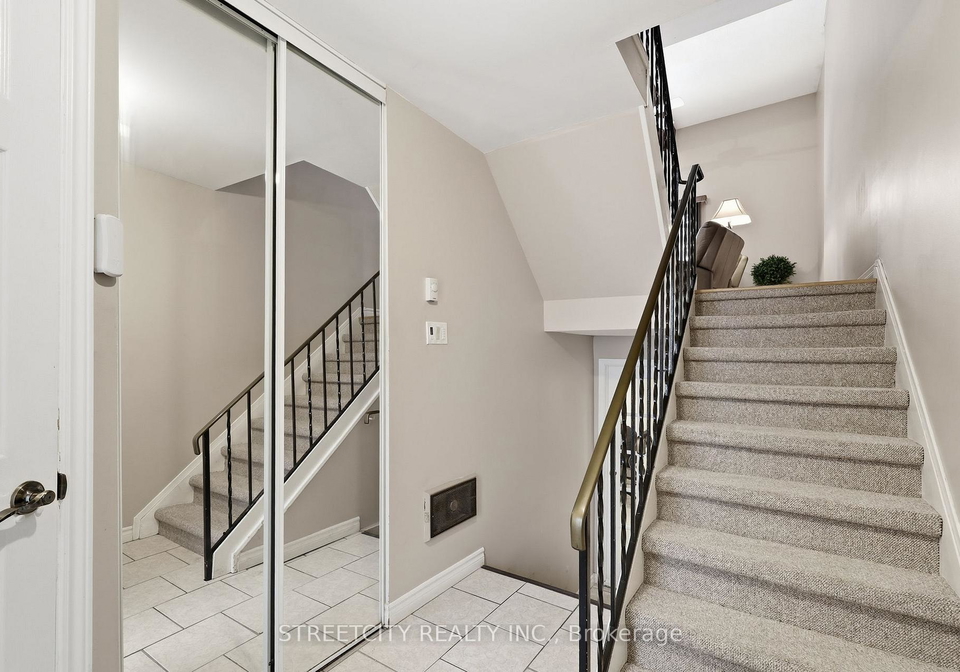 159-sandringham-crescent-london-south-ontario-x12936972