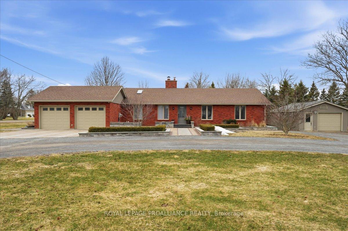 300-farnham-road-belleville-ontario-x12937286