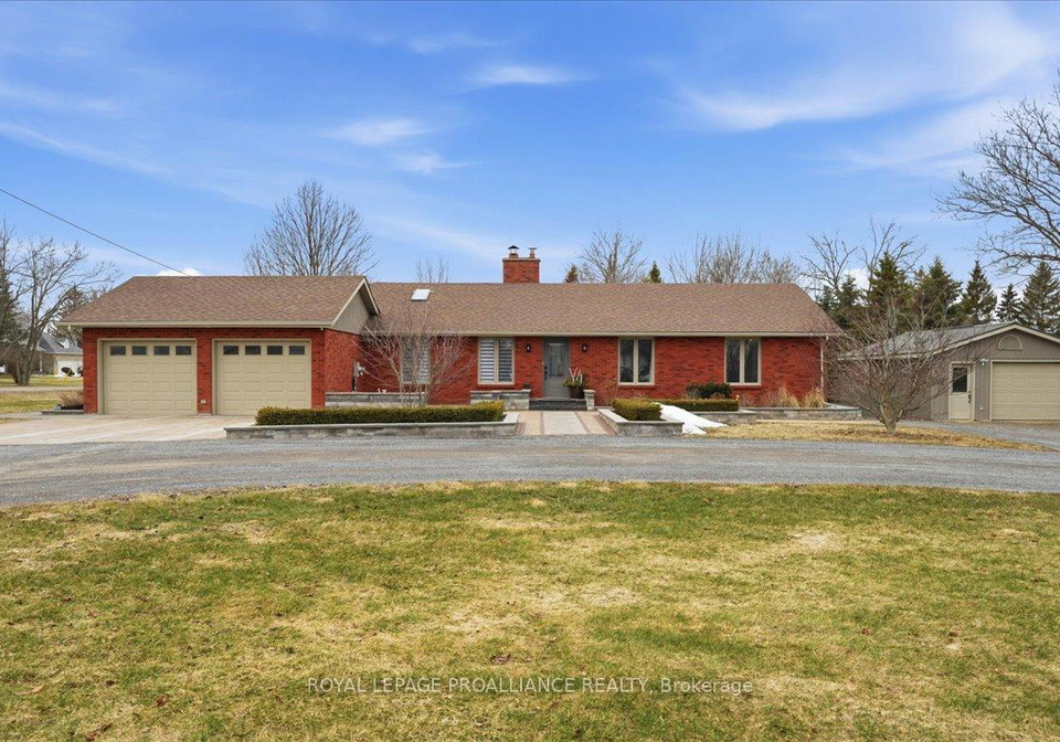 300-farnham-road-belleville-ontario-x12937286