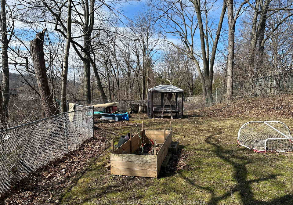 195-cline-avenue-s-hamilton-ontario-x12937754