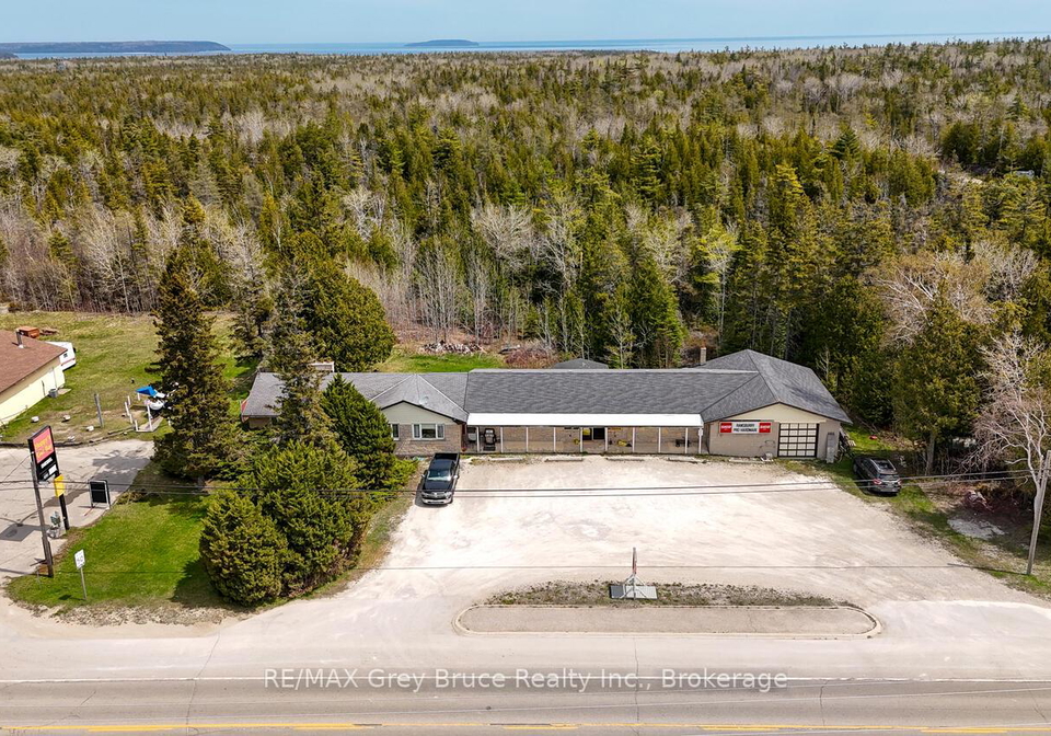 7382-highway-6-northern-bruce-peninsula-ontario-x12937990