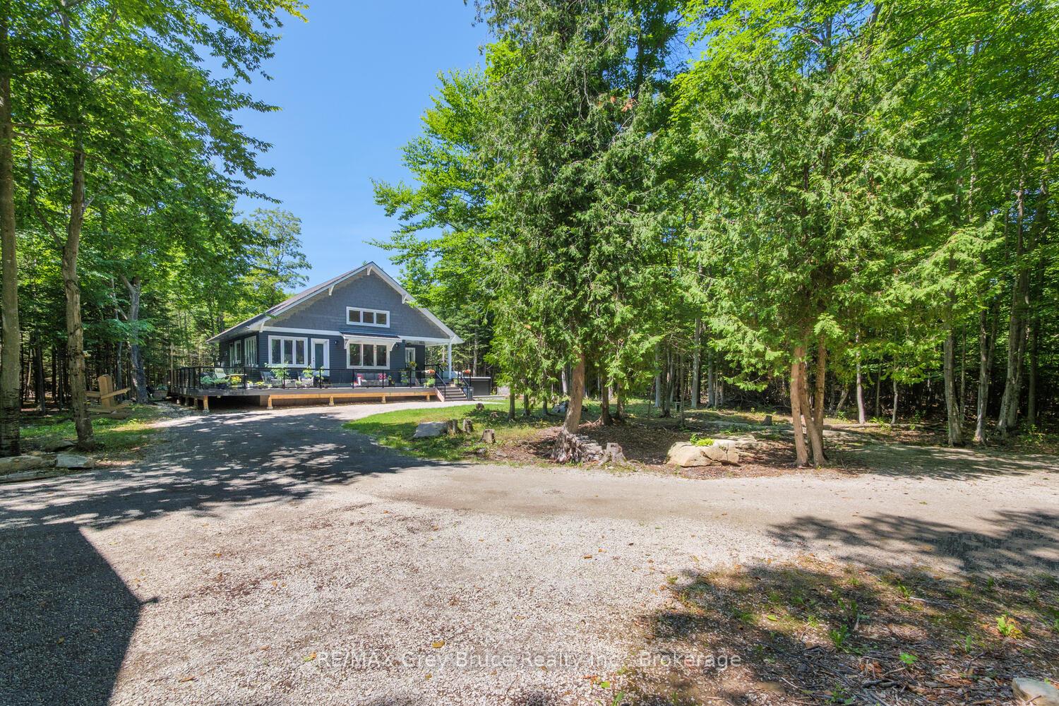 110-maple-golf-crescent-northern-bruce-peninsula-ontario-x12937998