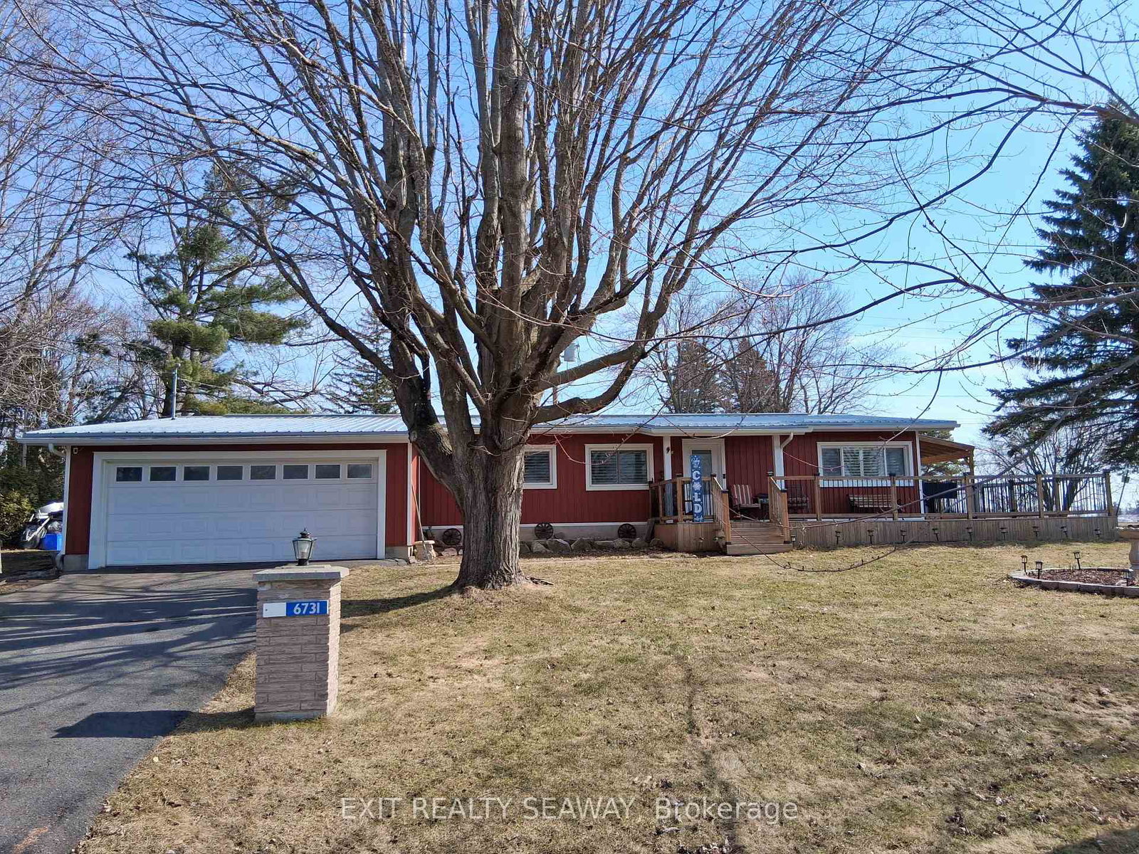 6731-gilmore-hill-street-south-glengarry-ontario-x12938082