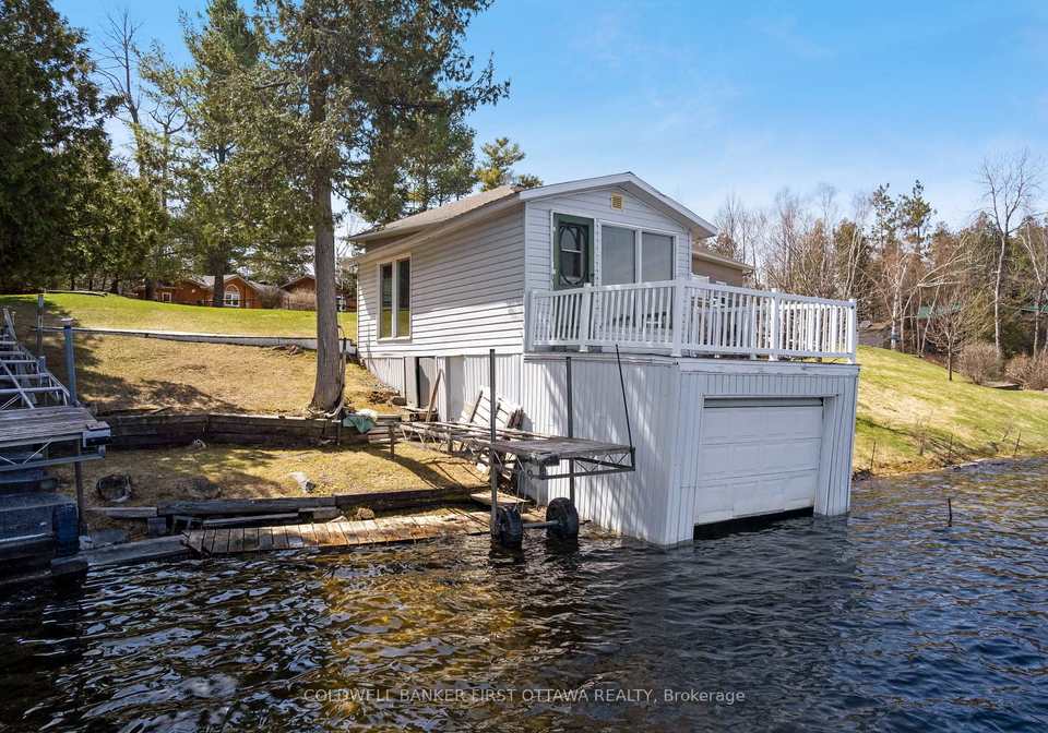214-parsons-way-lanark-highlands-ontario-x12938258