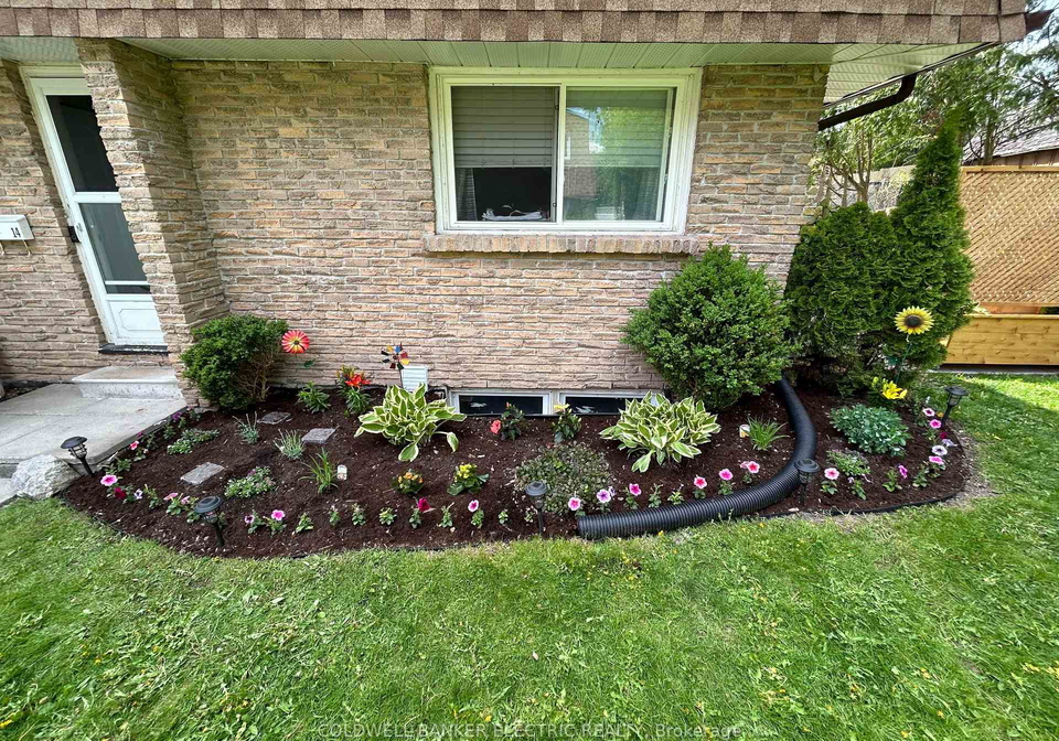 740-chamberlain-street-peterborough-ontario-x12938522