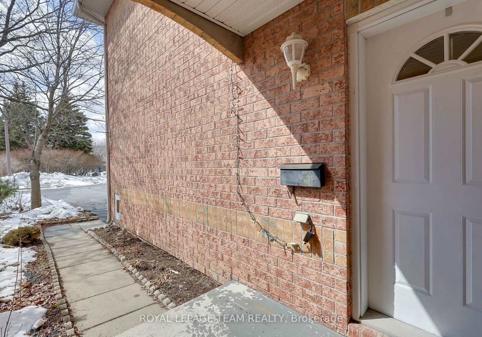 50-windcrest-court-kanata-ontario-x12938750