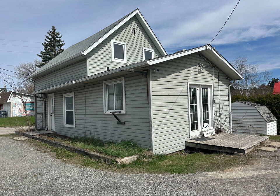 23-whelan-street-westport-ontario-x12938884