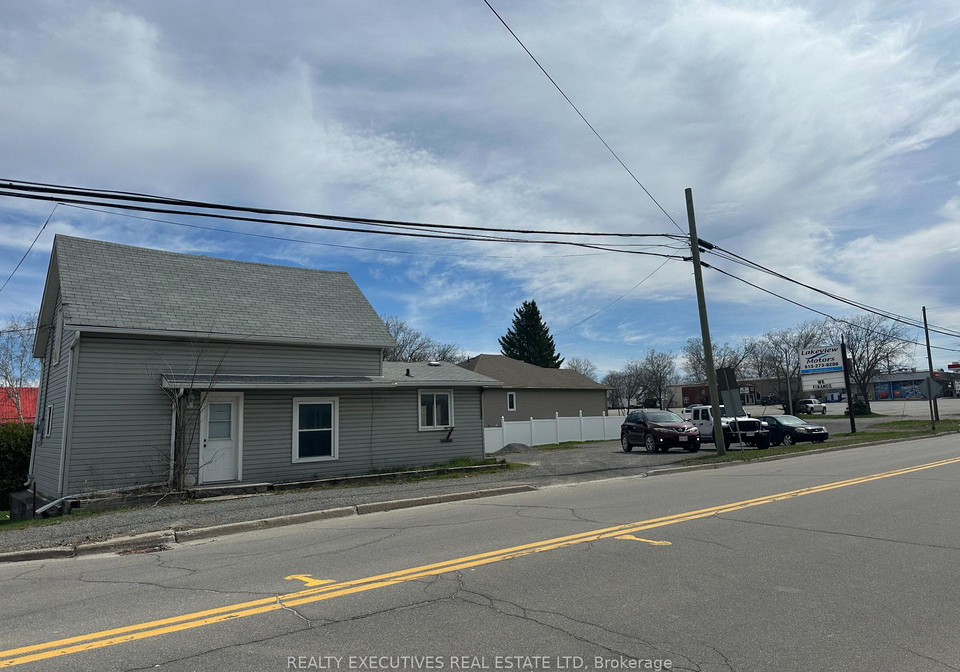 23-whelan-street-westport-ontario-x12938884