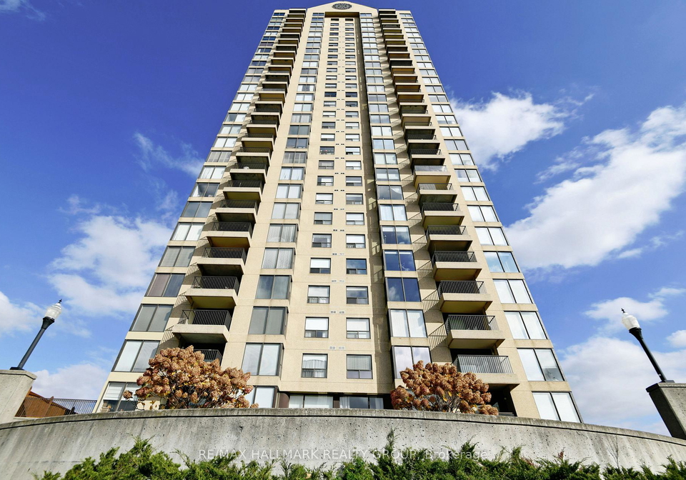 545-st-laurent-boulevard-ottawa-ontario-x12939546