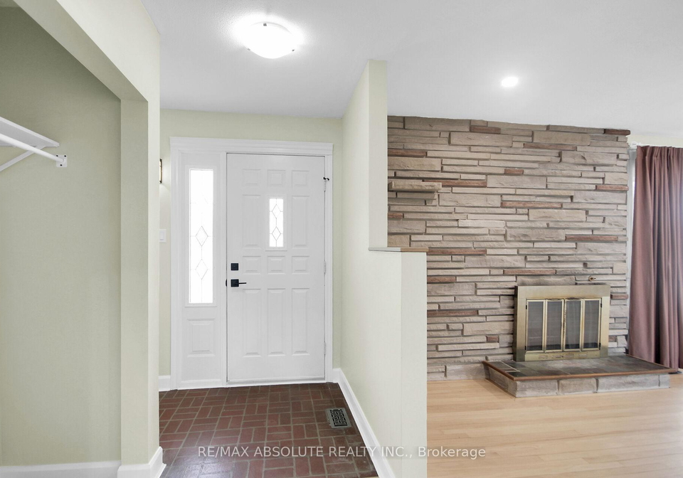 60-foothills-drive-ottawa-ontario-x12940080
