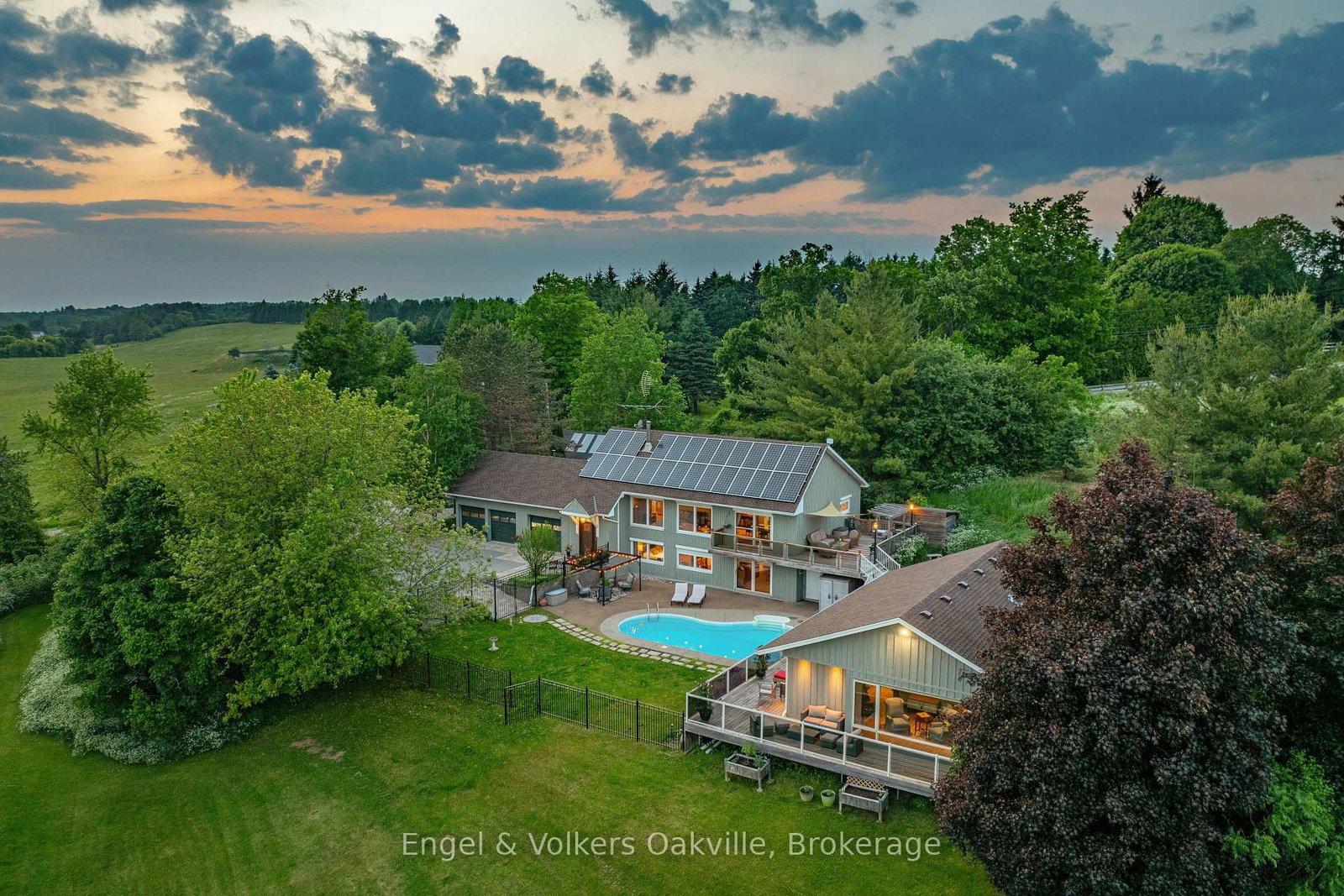 330-mountsberg-road-hamilton-ontario-x12940192