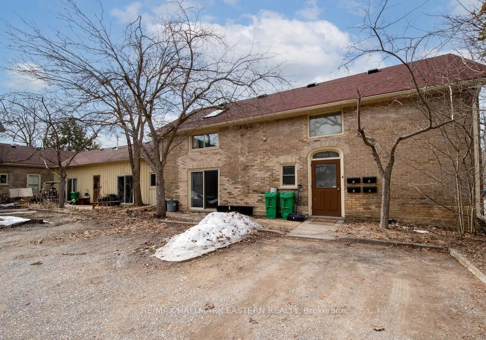11-argyle-street-peterborough-ontario-x12940430