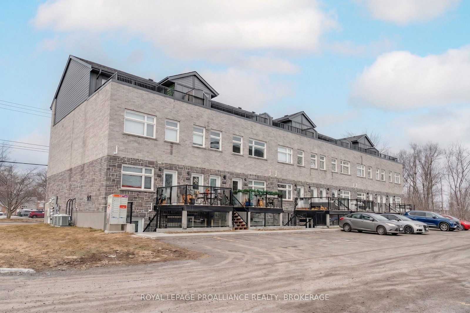 809-development-drive-kingston-ontario-x12940496