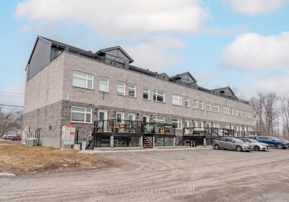 809-development-drive-kingston-ontario-x12940496
