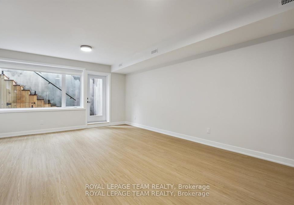 47-grosvenor-avenue-ottawa-ontario-x12940720