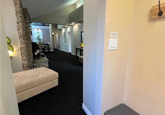 56-king-street-w-hamilton-ontario-x12940822