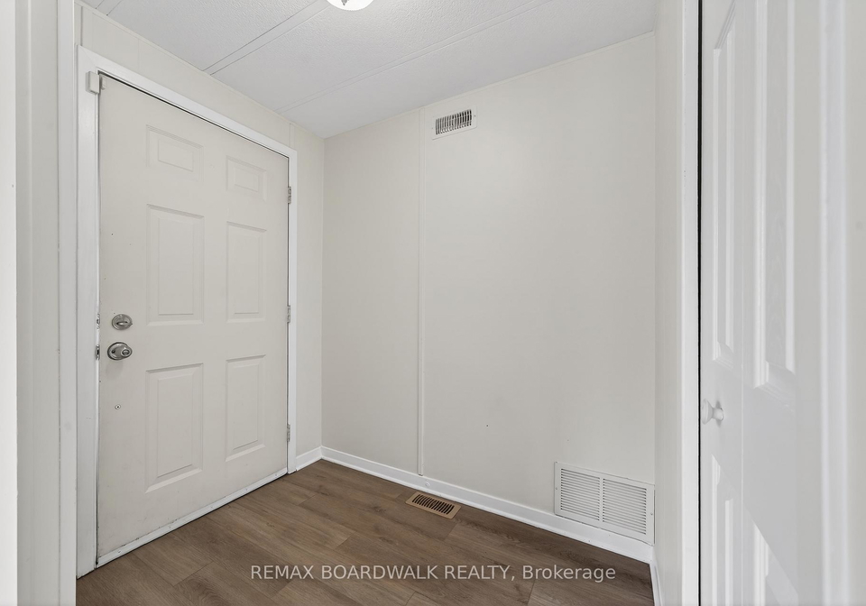 10-fringewood-drive-ottawa-ontario-x12940950