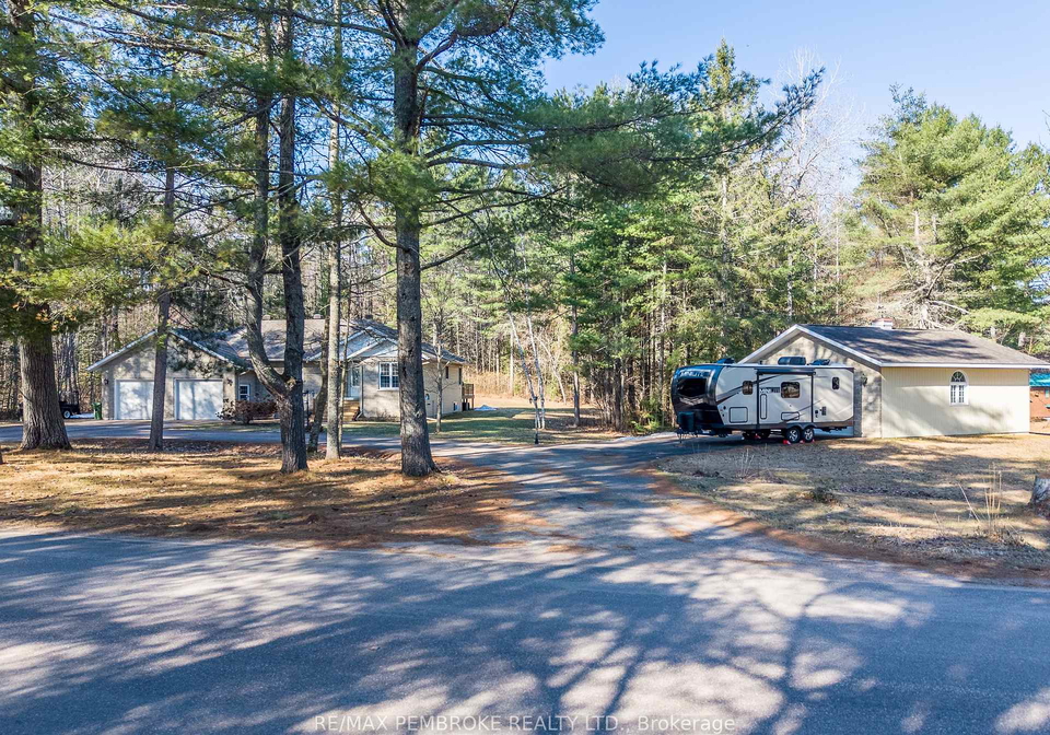 226-eichstaedt-road-petawawa-ontario-x12940990