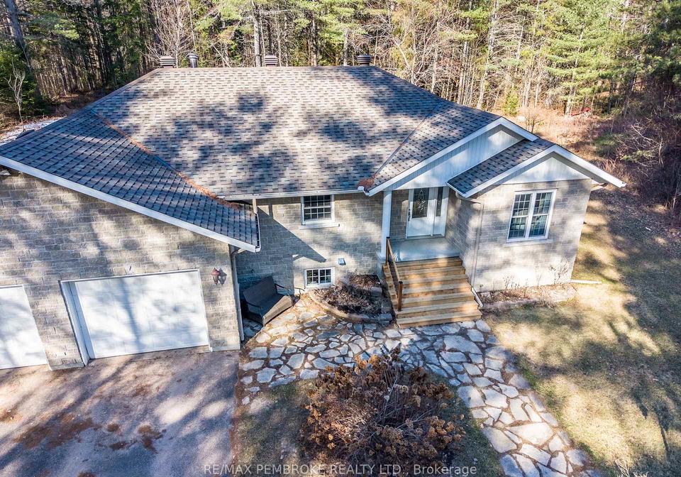 226-eichstaedt-road-petawawa-ontario-x12940990